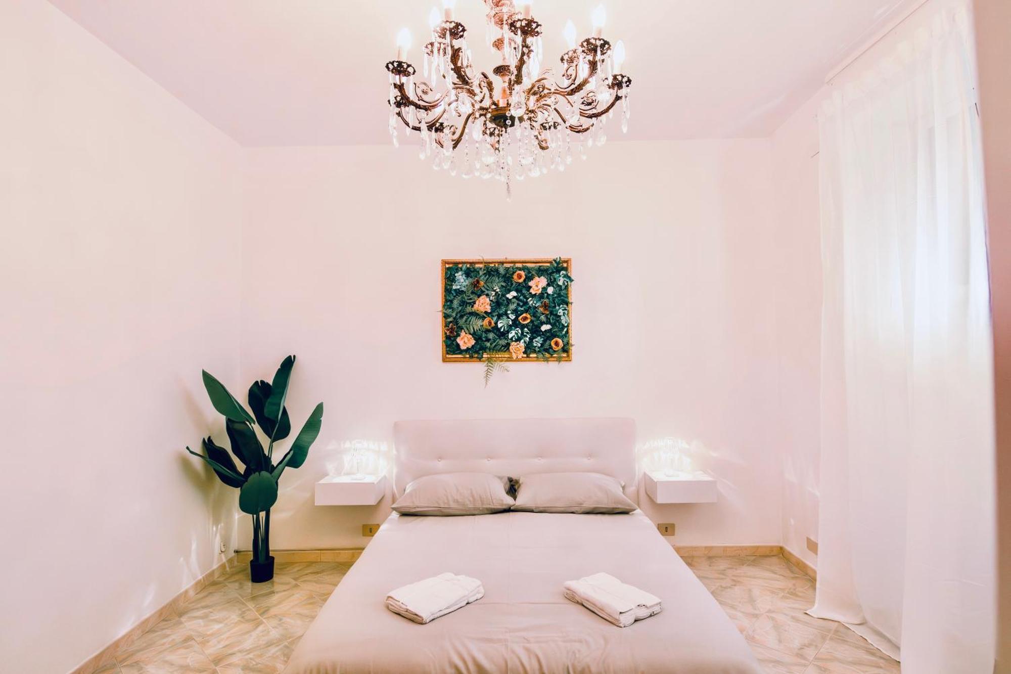 רומא Golden Luxury Home - San Giovanni - 10 Min To Basilica Of San Giovanni - 25 Min To Colosseum מראה חיצוני תמונה